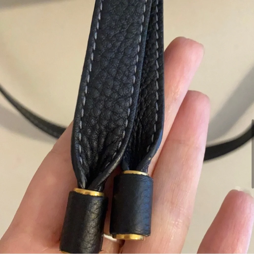 Chloe Black Shoulder Bag with Gold Hardware - Picture 6 of 10